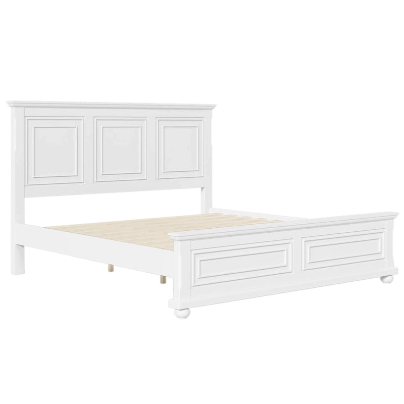 Letto king-size bianco in legno di pino con supporto a doghe in legno